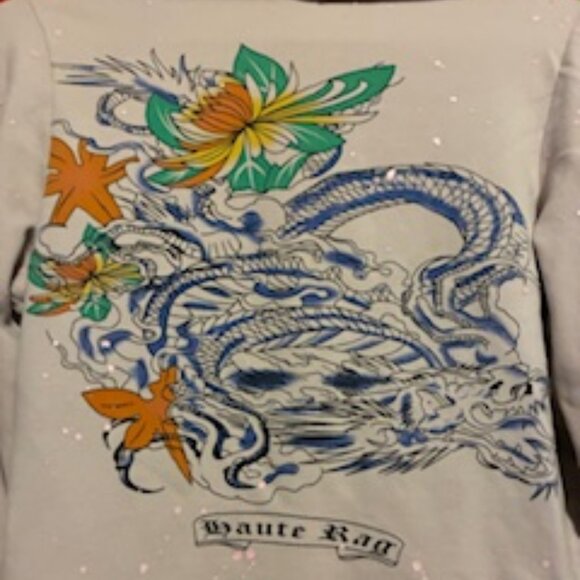 Full zip Hoodie with Flowers intertwined with Dragon by Haute Rag, Size Medium - Picture 4 of 5